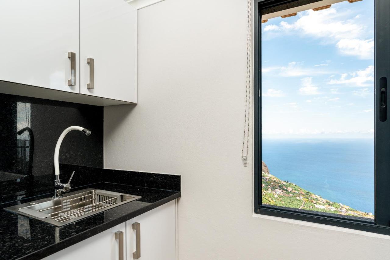 Casa Raimunda, Big Apartment With Amazing Views Arco da Calheta  Eksteriør billede