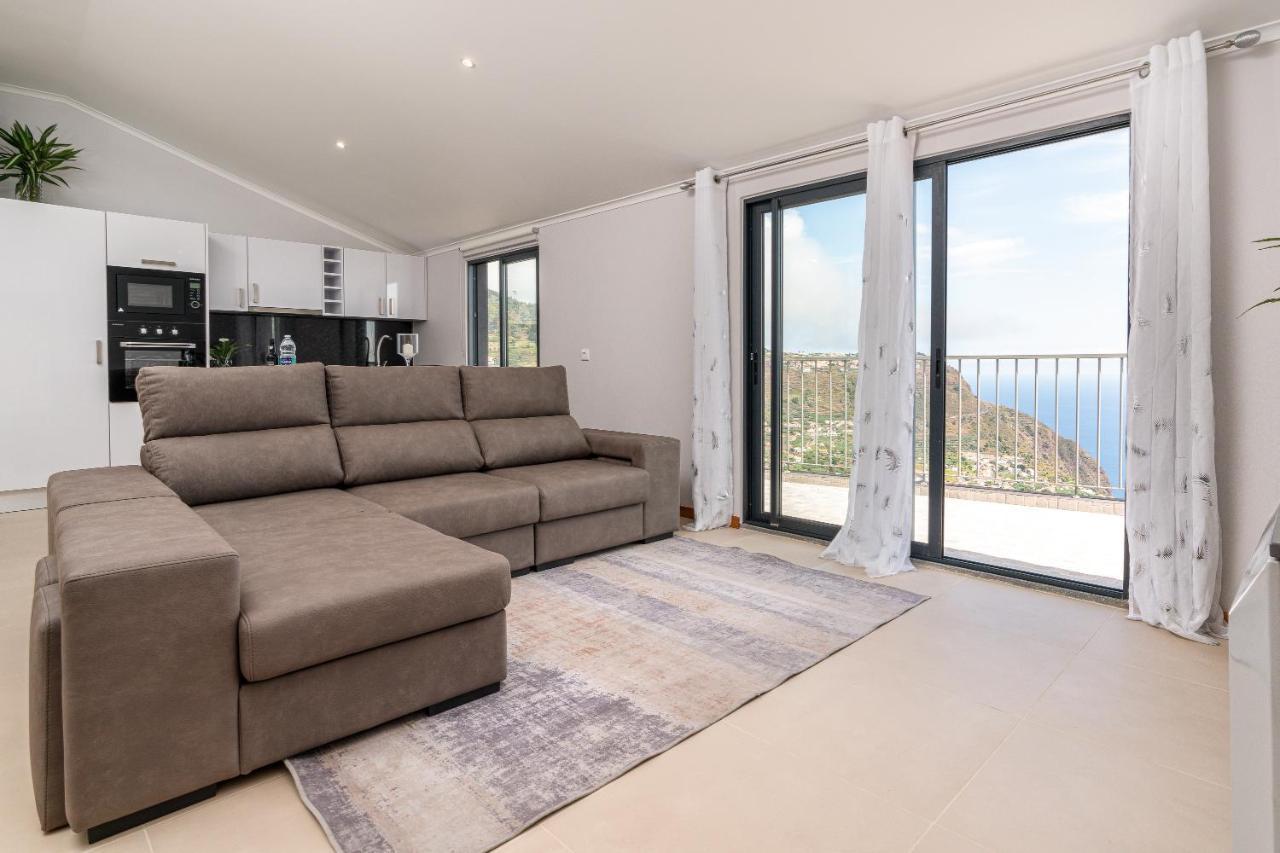 Casa Raimunda, Big Apartment With Amazing Views Arco da Calheta  Eksteriør billede